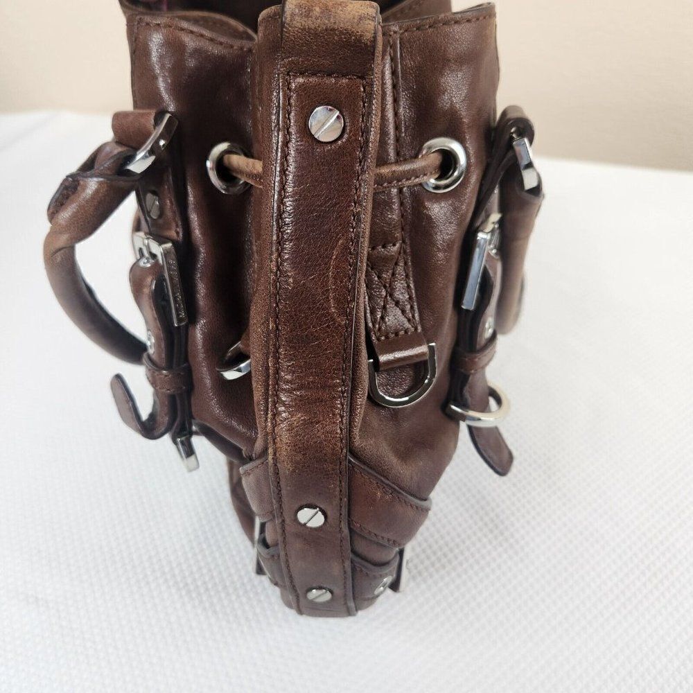 MICHAEL KORS Milo Distressed Leather Large Bucket Handbag Purse Tote - Picture 4 of 13
